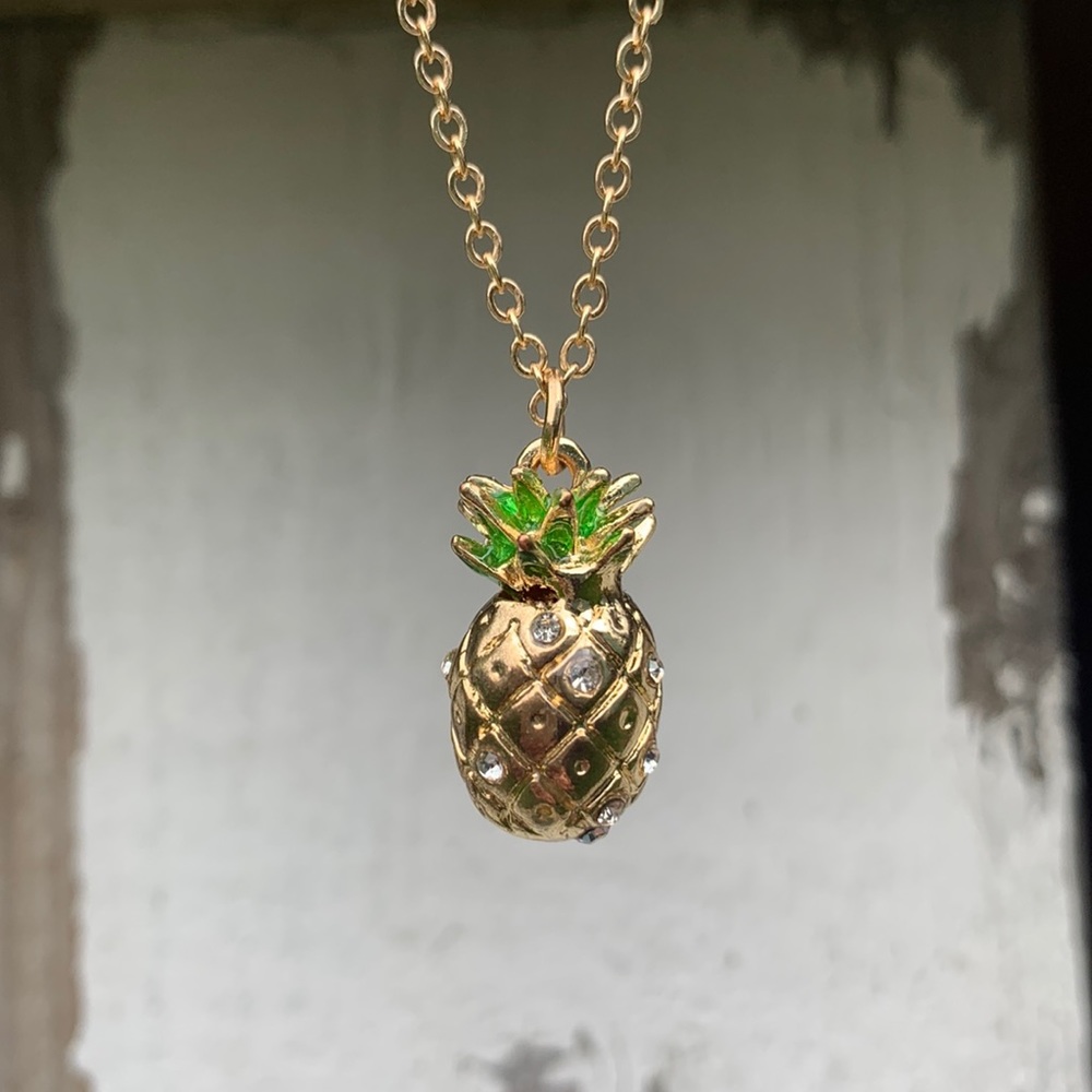 Pineapple necklace gold chain